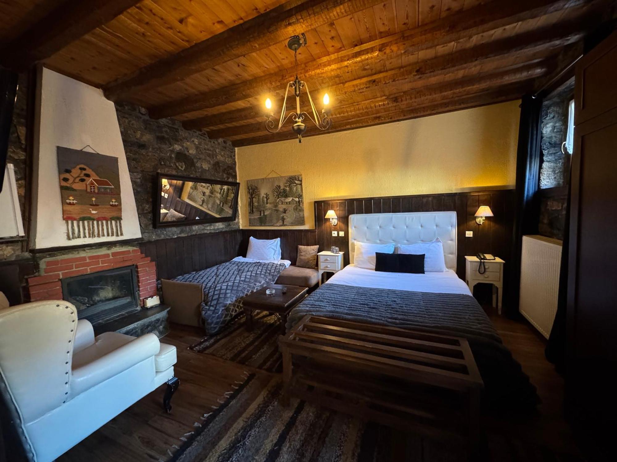 Chalet Asteras Tou Vorra Палайос-Агиос-Атанасиос Экстерьер фото